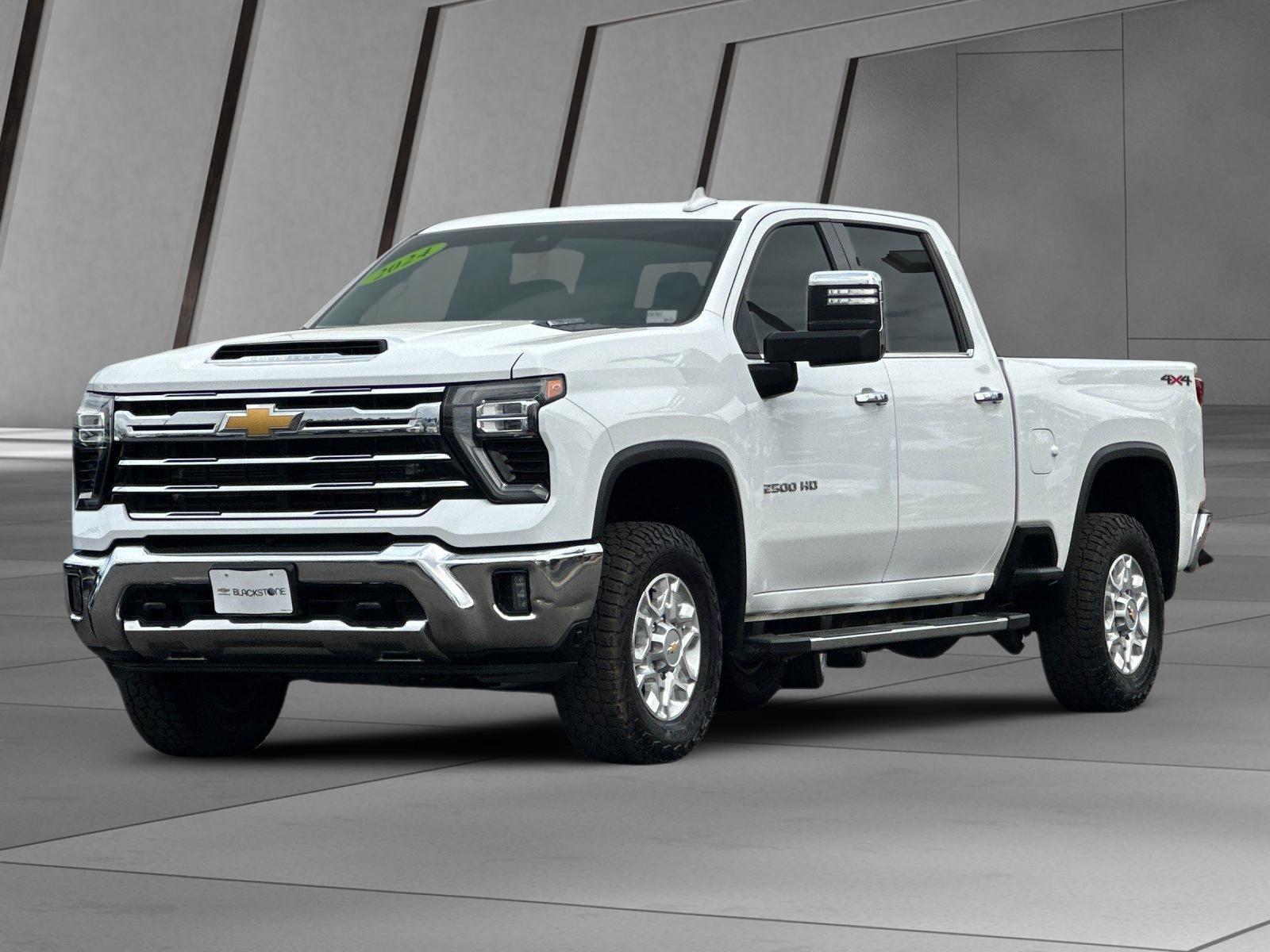 Used 2024 Chevrolet Silverado 2500 LTZ AWD/4WD image 8