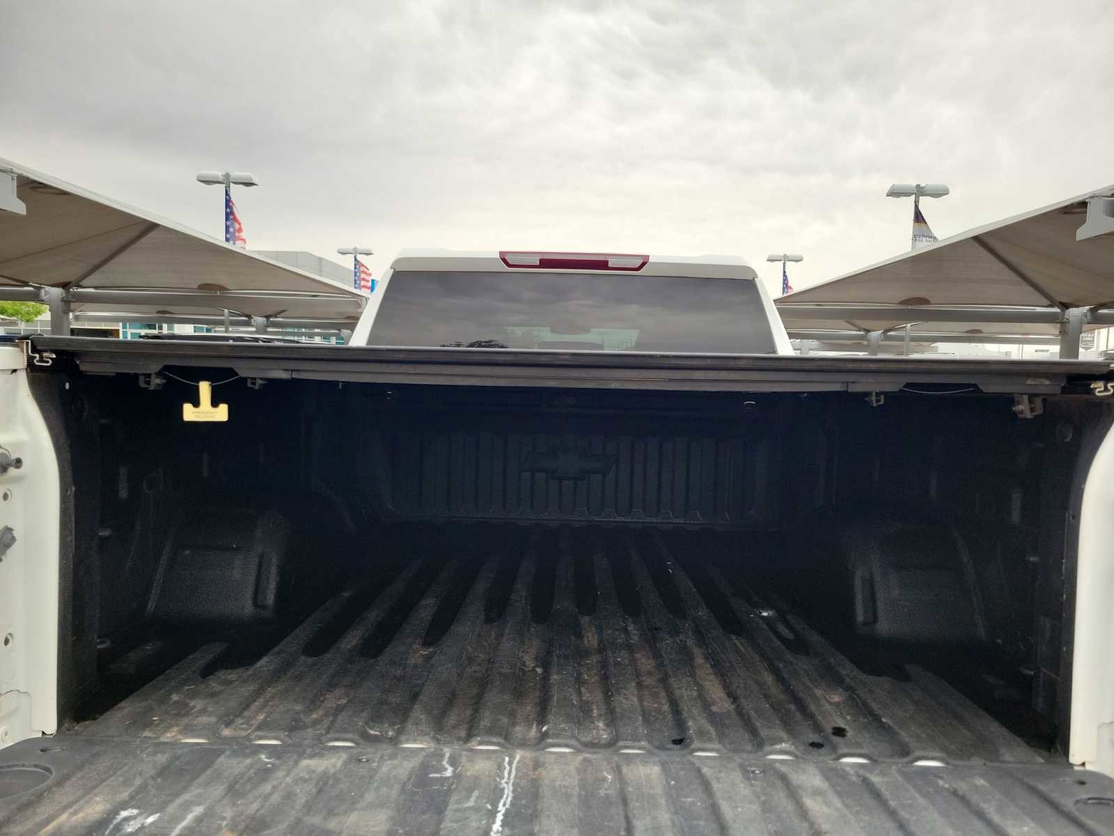 Used 2022 Chevrolet Silverado 1500 LT w/ Diesel Off-Road Package AWD/4WD image 23