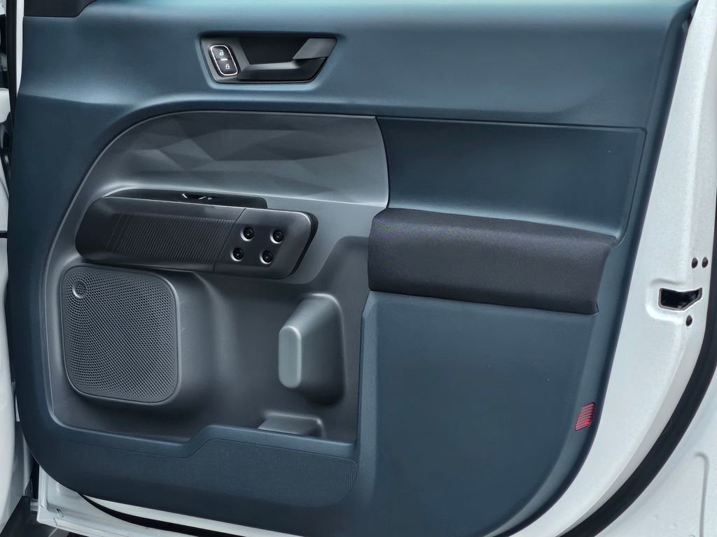 New 2026 Ford Maverick XL image 32