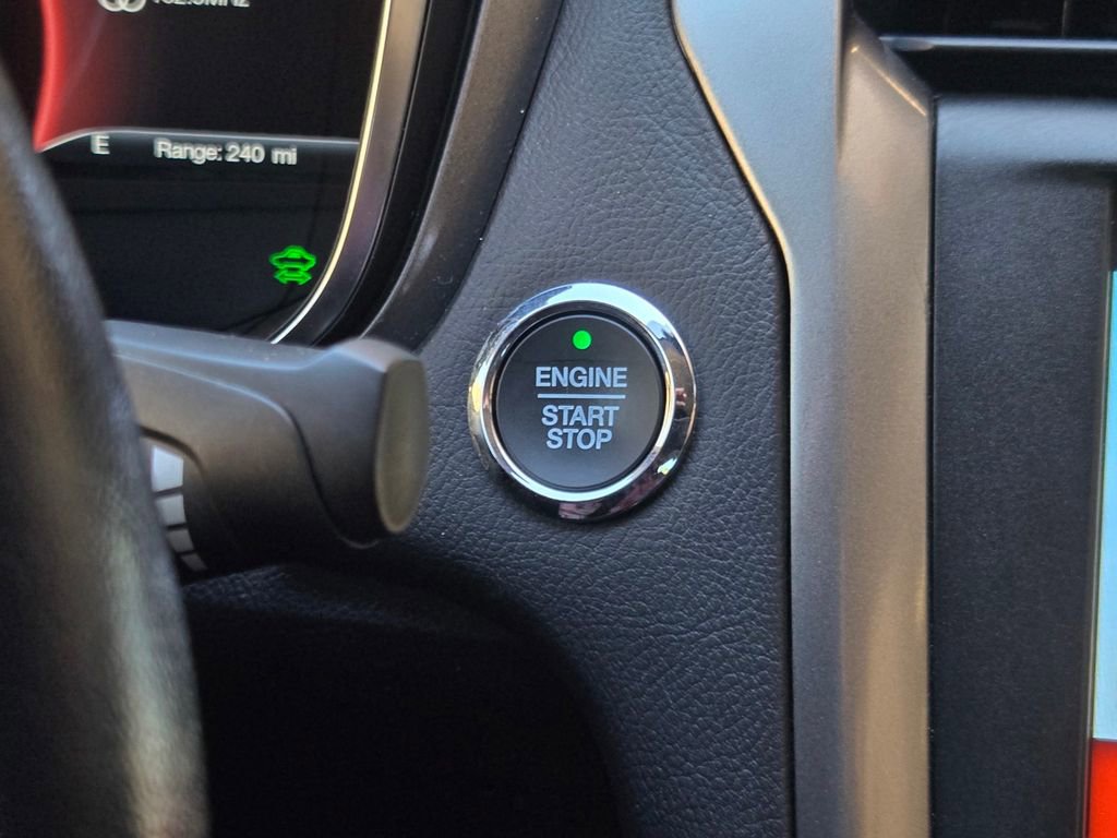 Used 2018 Ford Fusion Energi SE image 20