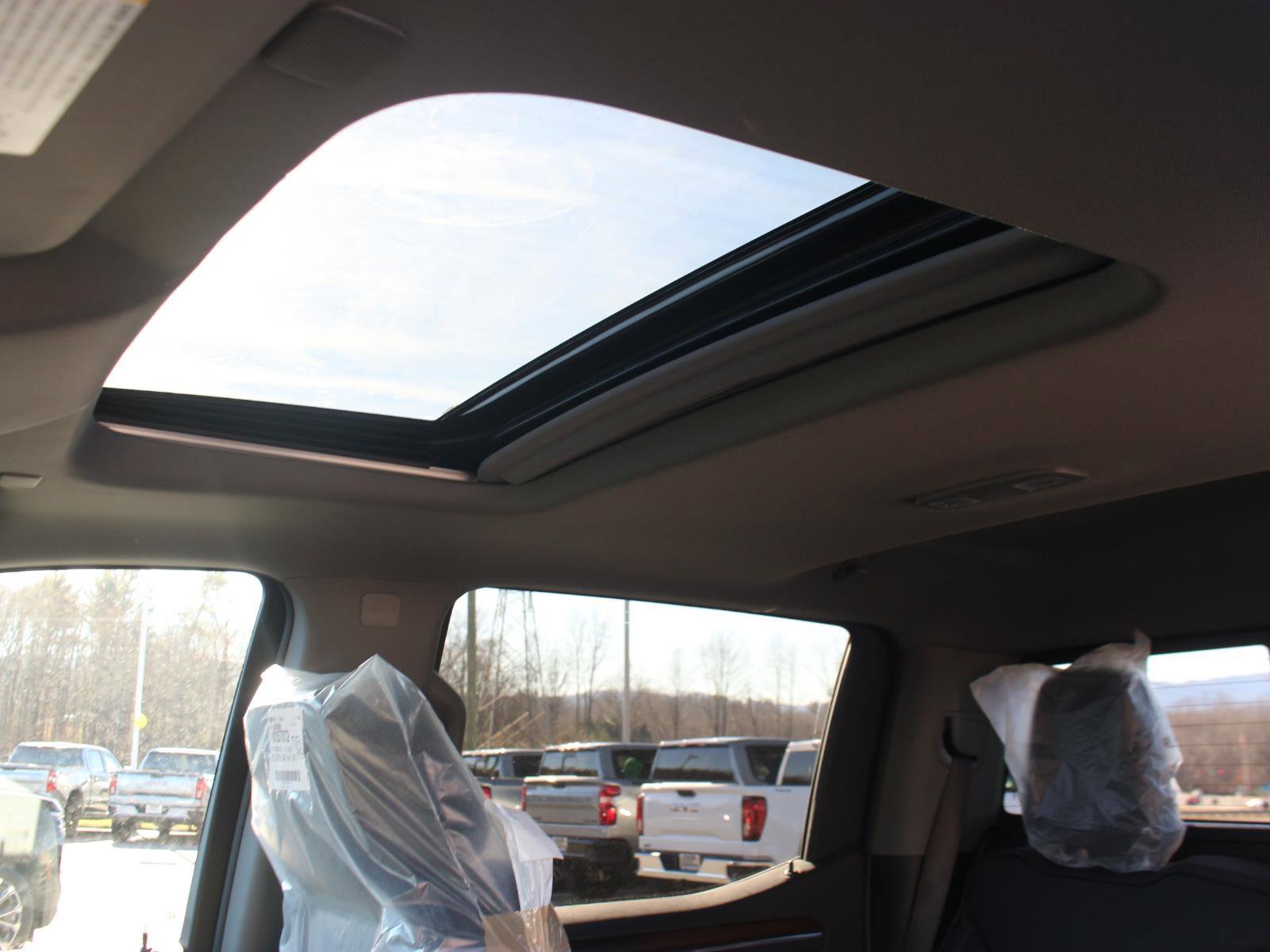 New 2026 GMC Sierra 1500 Denali w/ Technology Package image 17