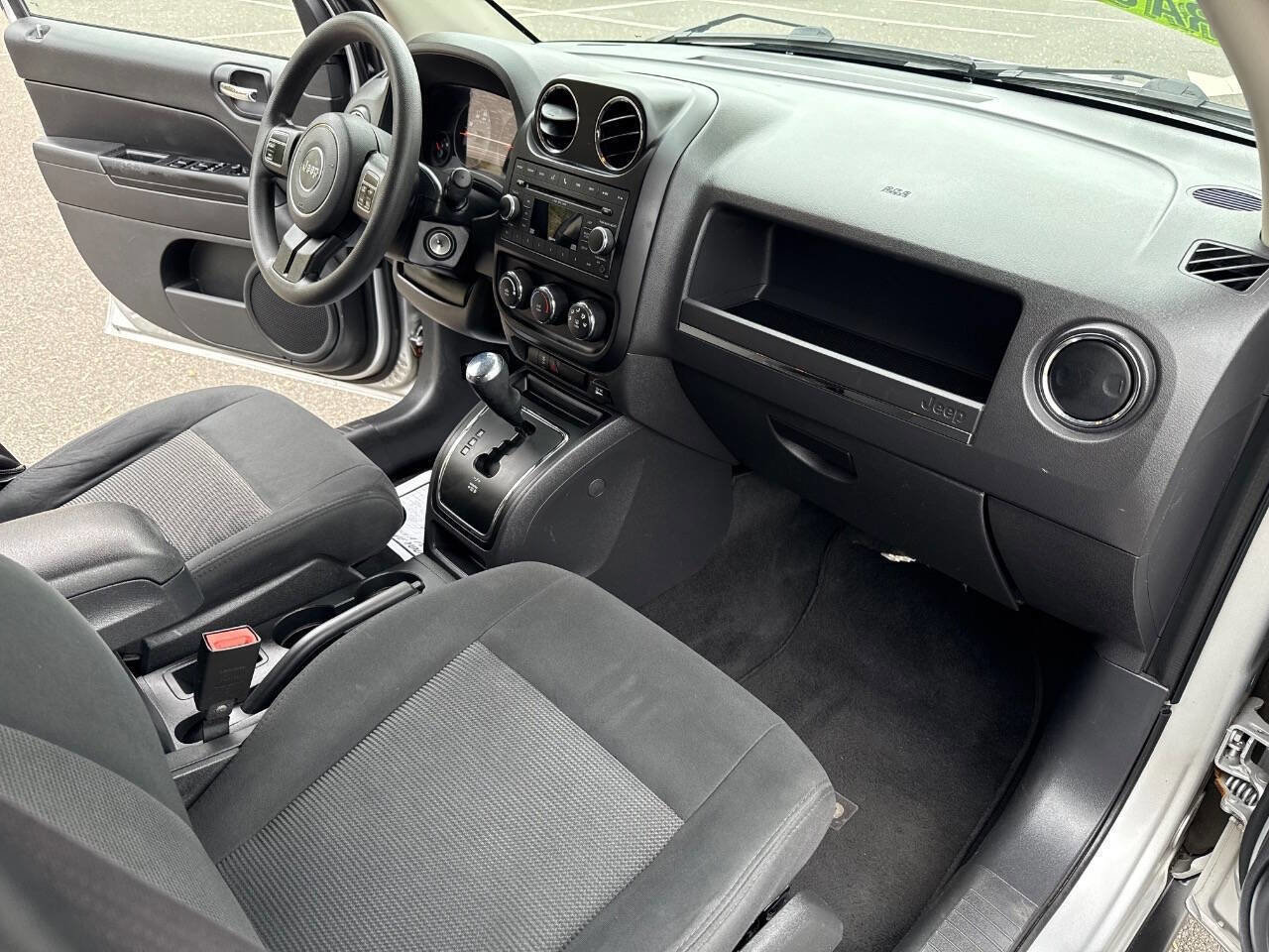 Used 2011 Jeep Compass 2WD image 18