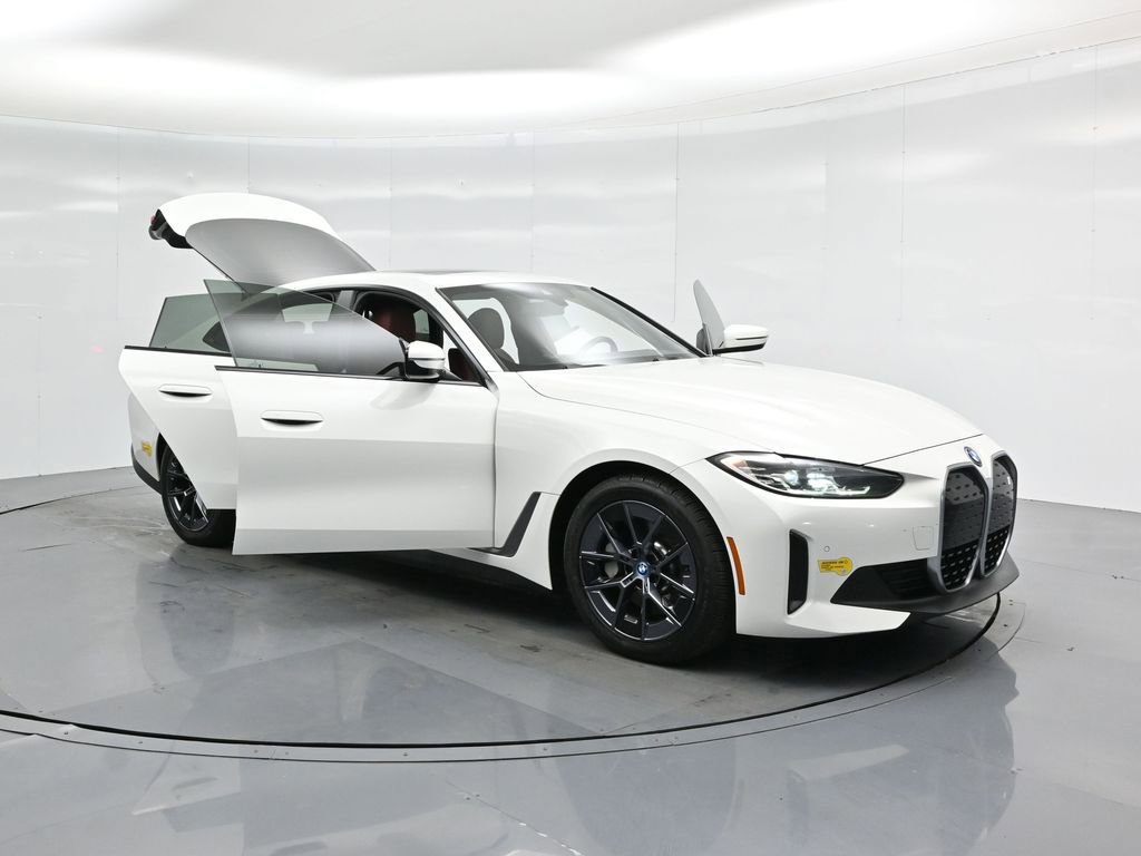 Used 2022 BMW i4 eDrive40 w/ Premium Package image 30
