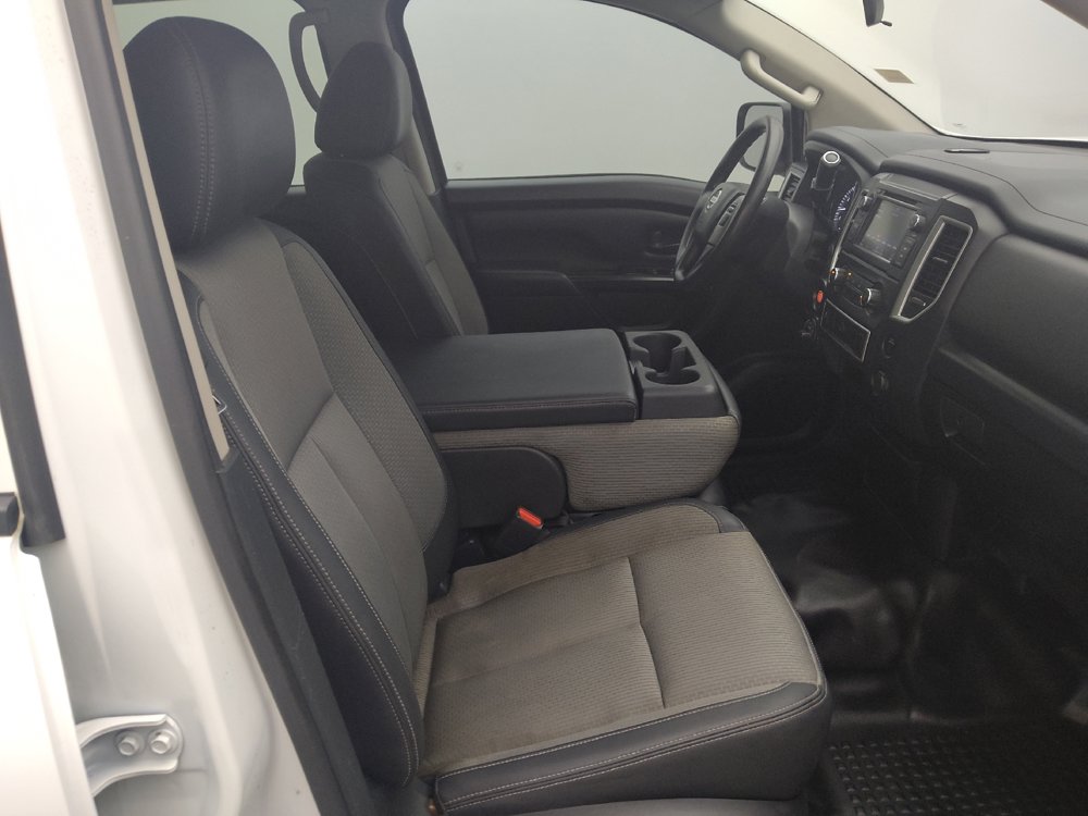Used 2019 Nissan Titan S AWD/4WD image 21