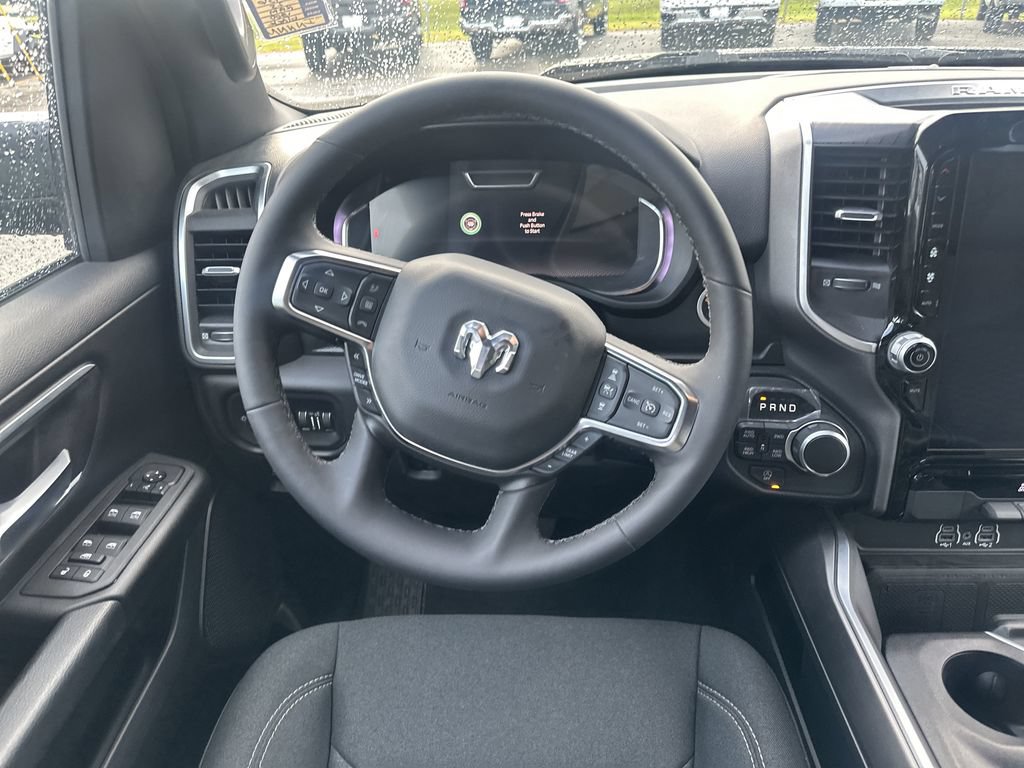 Used 2025 RAM 1500 Big Horn AWD/4WD image 24