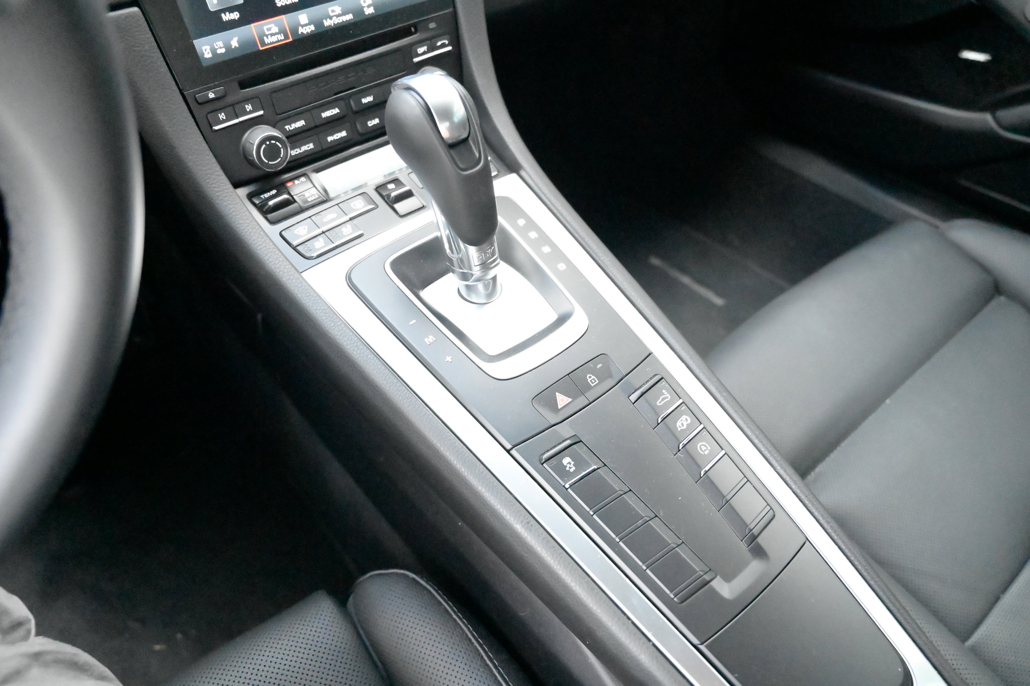 Used 2019 Porsche 718 Cayman S image 31