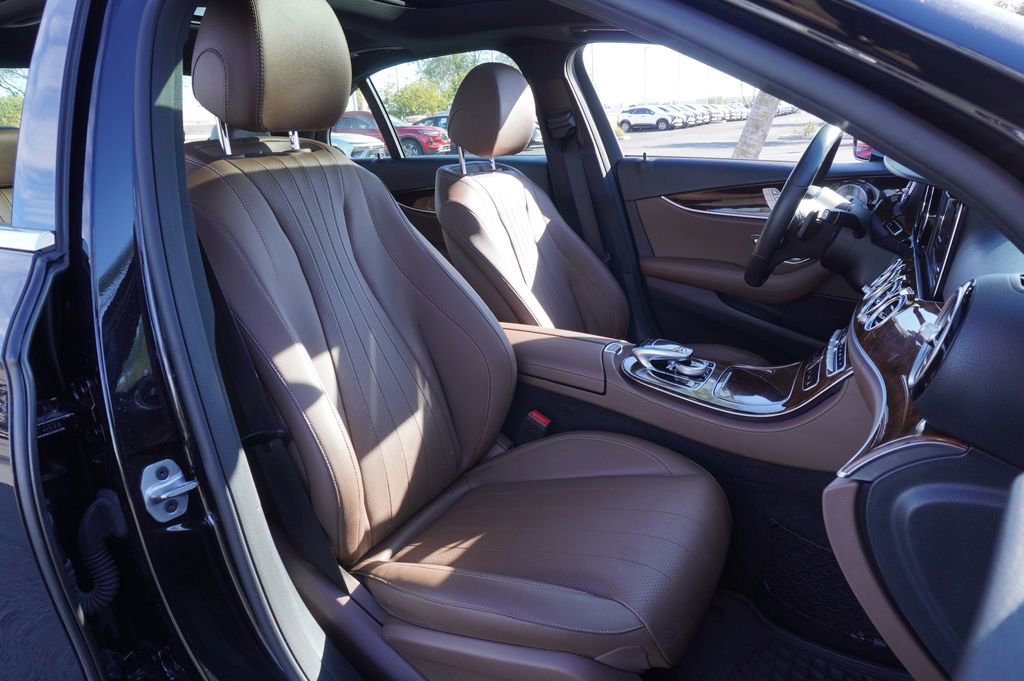Used 2019 Mercedes-Benz E 300 E 300 image 12