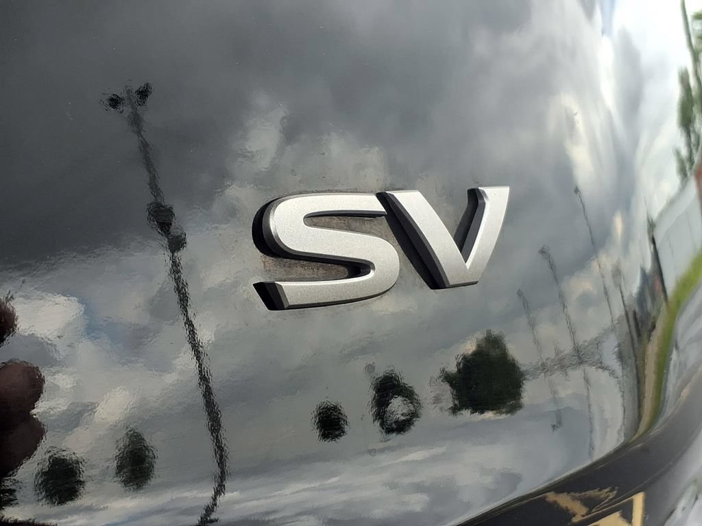 Used 2024 Nissan Rogue SV FWD image 30