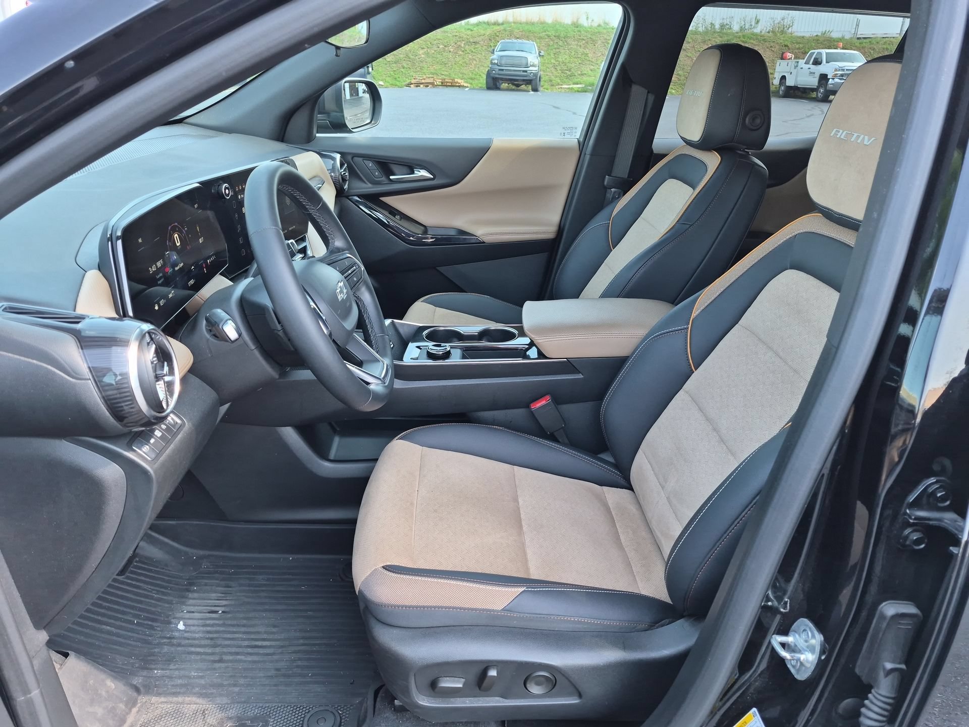 Certified 2025 Chevrolet Equinox ACTIV AWD/4WD image 19