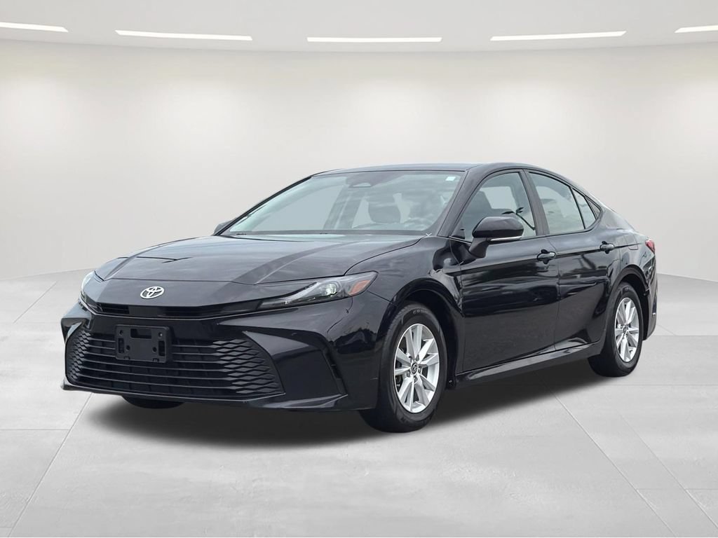 Used 2025 Toyota Camry LE FWD image 1