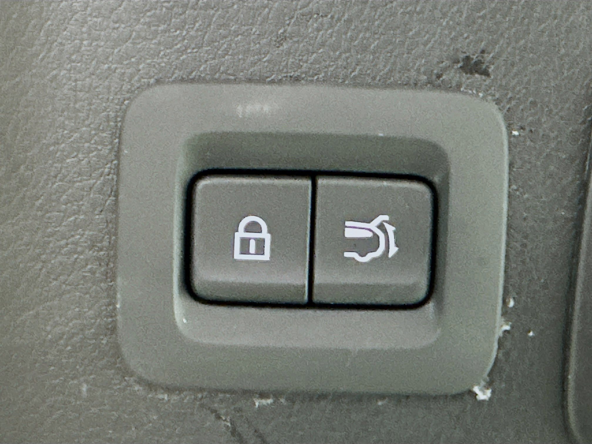 Used 2024 MAZDA CX-90 Plug-In Hybrid w/ Preferred image 31