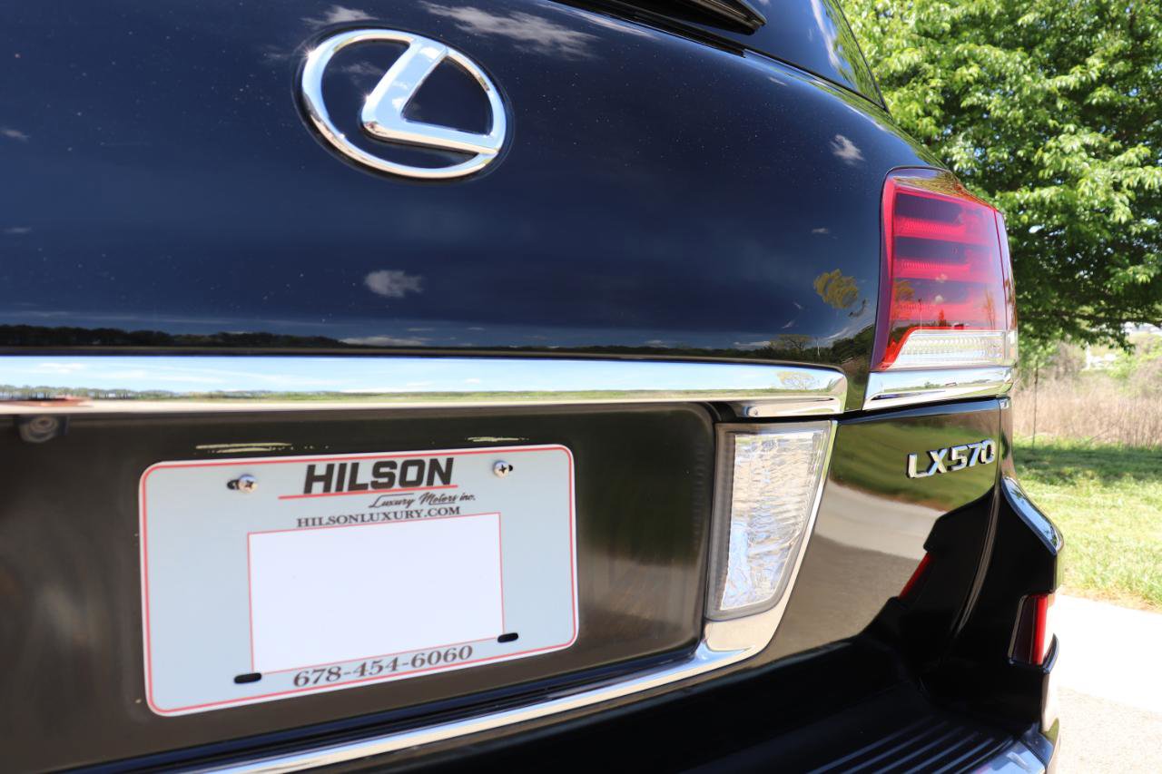 Used 2014 Lexus LX 570 4WD image 13