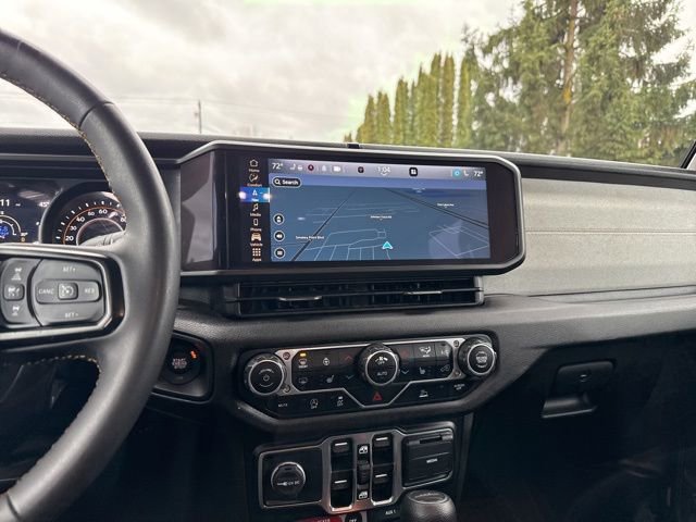 Used 2024 Jeep Gladiator Sport image 22