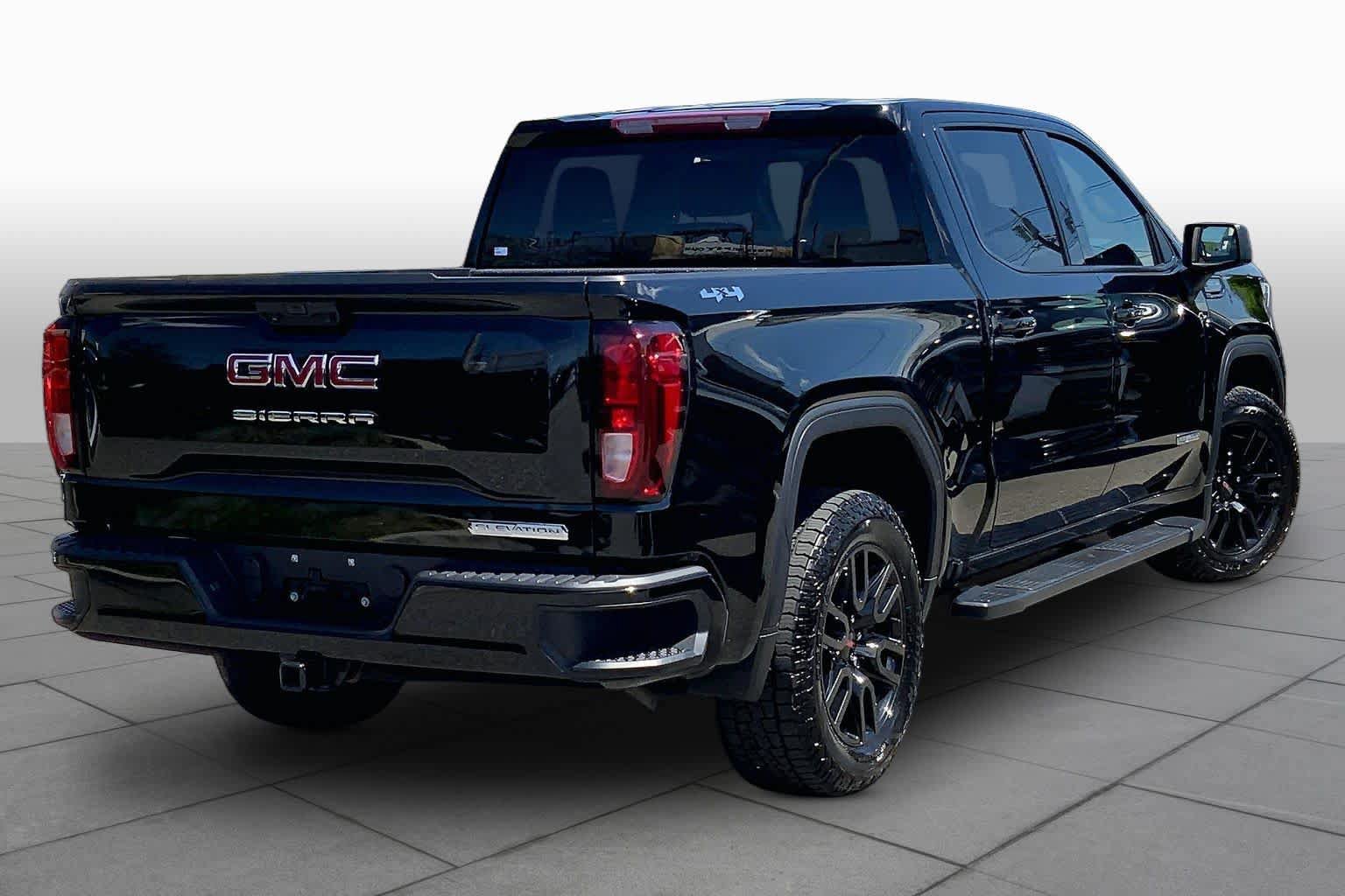 Used 2023 GMC Sierra 1500 Elevation AWD/4WD image 13