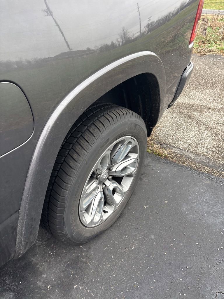 Certified 2019 RAM 1500 Laramie image 11