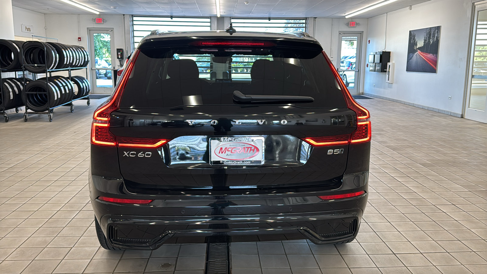 New 2026 Volvo XC60 B5 Plus w/ Climate Package AWD/4WD image 6