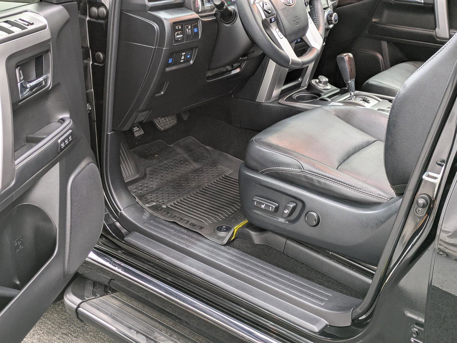 Used 2022 Toyota 4Runner Limited image 31