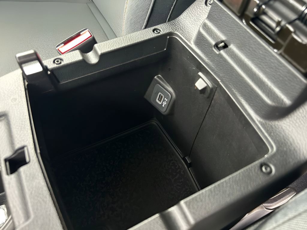 Certified 2024 Jeep Wrangler Sahara image 28