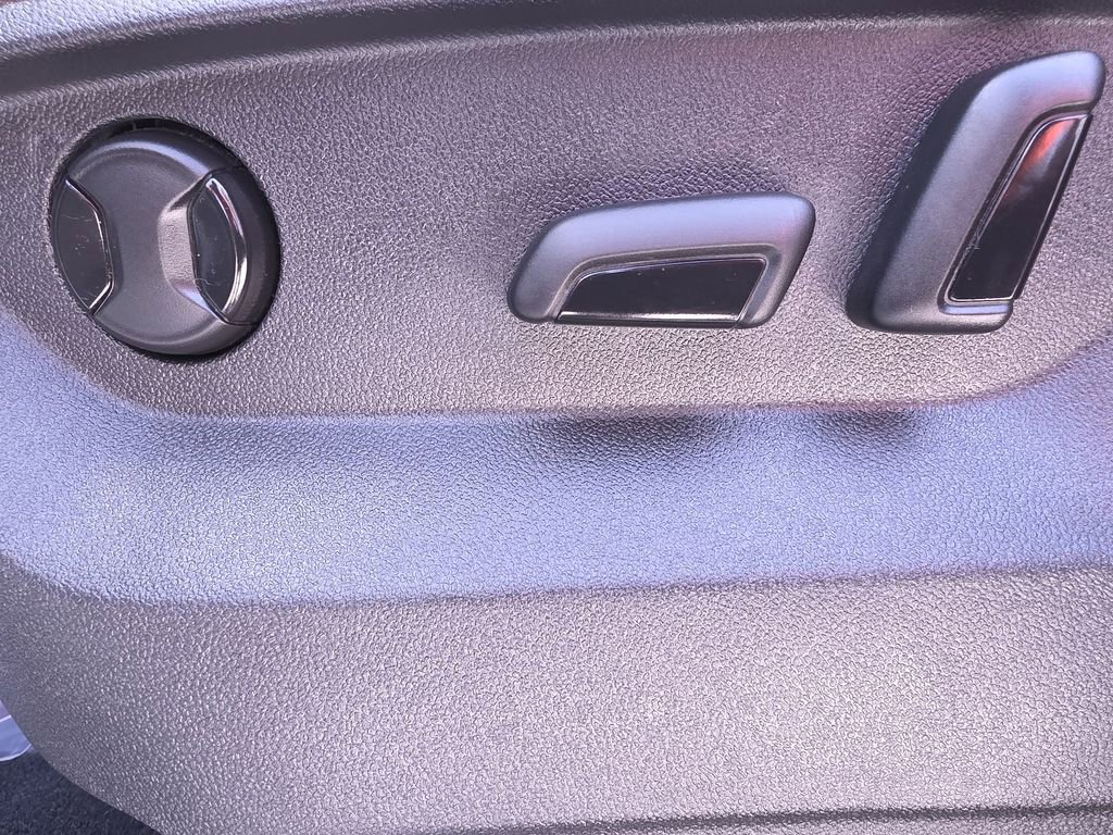 Used 2021 Volkswagen Atlas SEL image 35