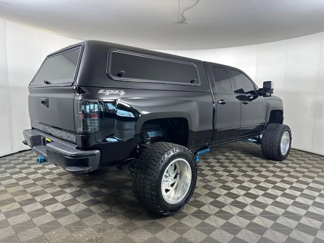 Used 2018 Chevrolet Silverado 1500 LT w/ All Star Edition AWD/4WD image 4