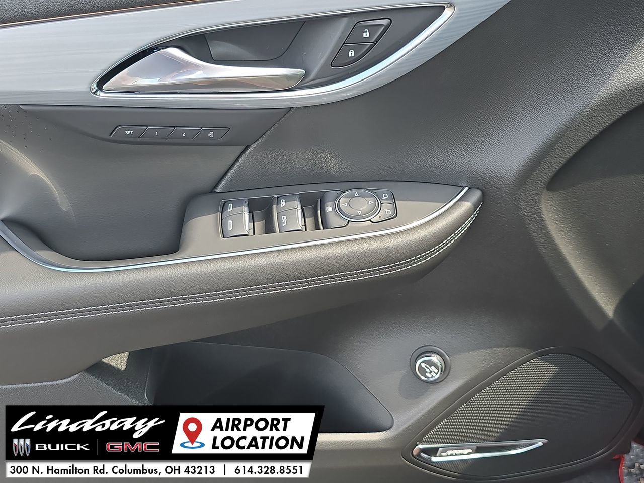 New 2025 Buick Envision Avenir image 23