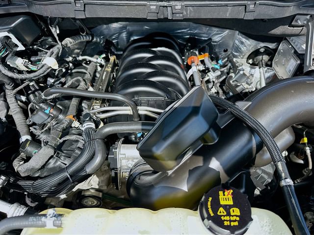 Used 2025 Ford F150 Lariat w/ Equipment Group 502A High image 31