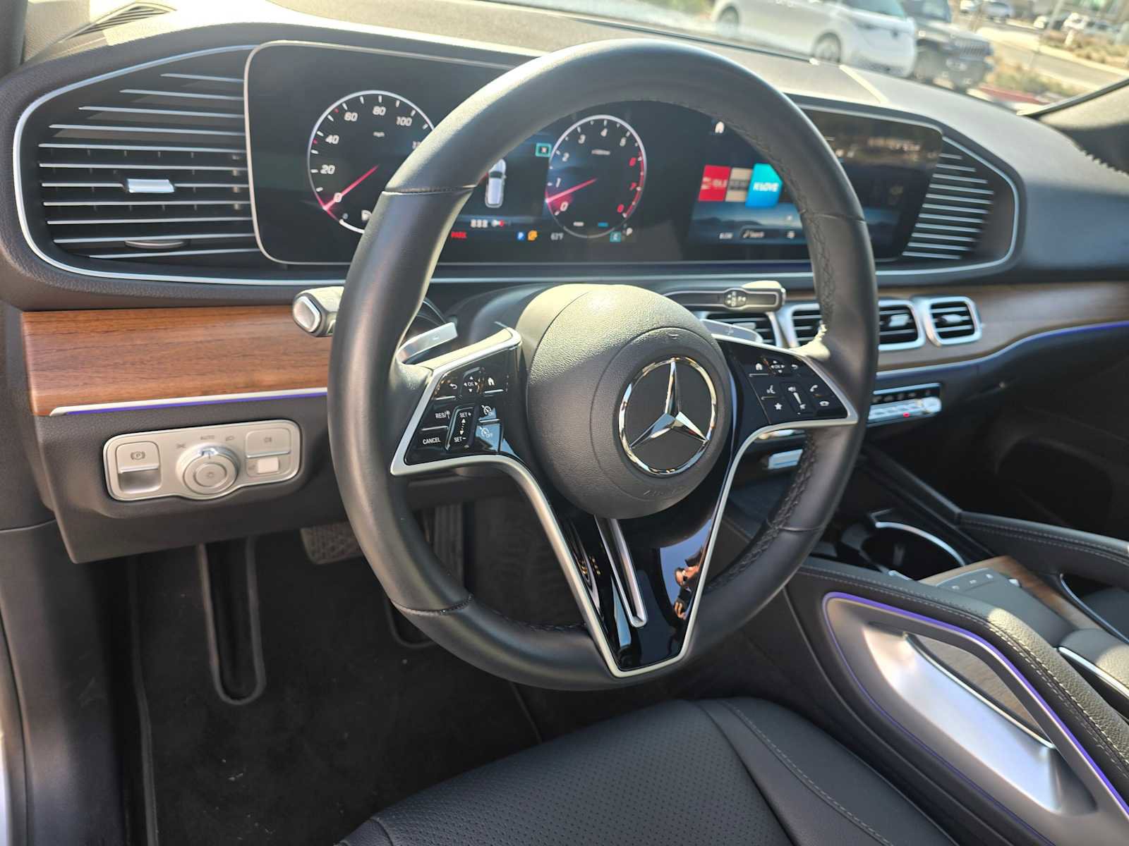 Certified 2025 Mercedes-Benz GLE 450 4MATIC image 27