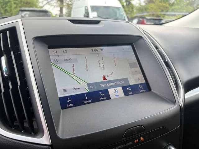 Used 2020 Ford Edge SEL w/ Cold Weather Package AWD/4WD image 24