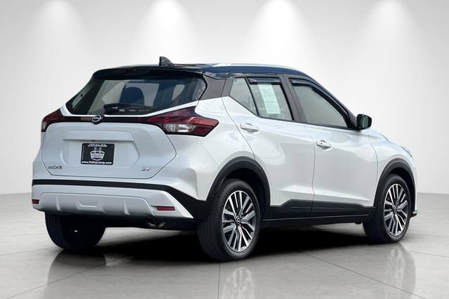 Used 2024 Nissan Kicks SV FWD image 4