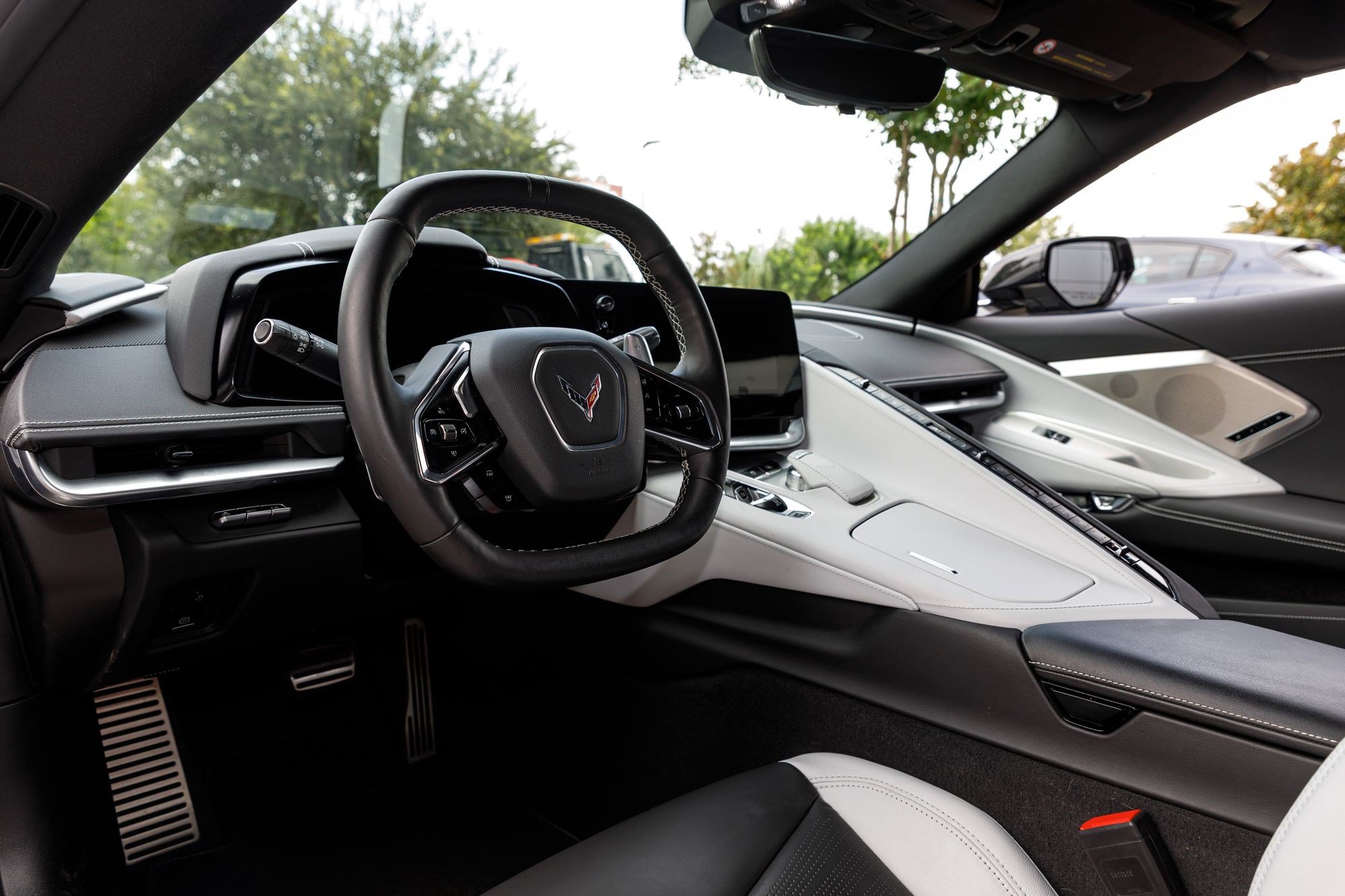 Used 2021 Chevrolet Corvette Stingray Preferred Cpe w/ Z51 Performance Package RWD image 18