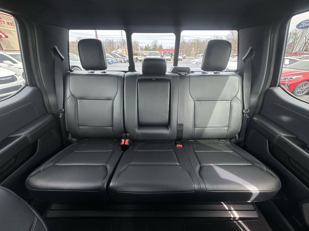 Used 2025 Ford F150 Lariat w/ Equipment Group 501A Mid image 23