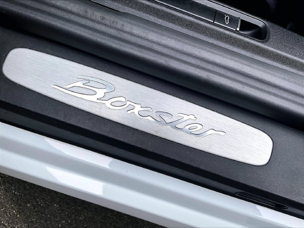 Used 2019 Porsche 718 Boxster RWD image 32
