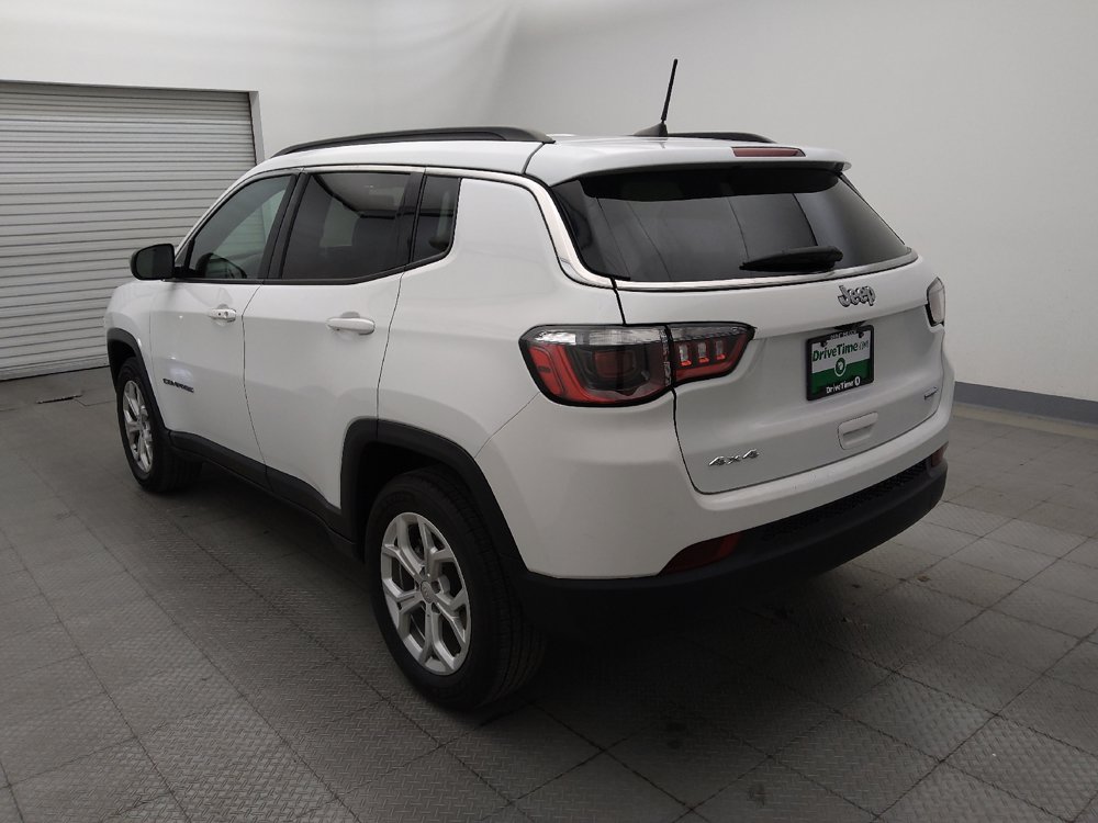 Used 2024 Jeep Compass Latitude AWD/4WD image 5