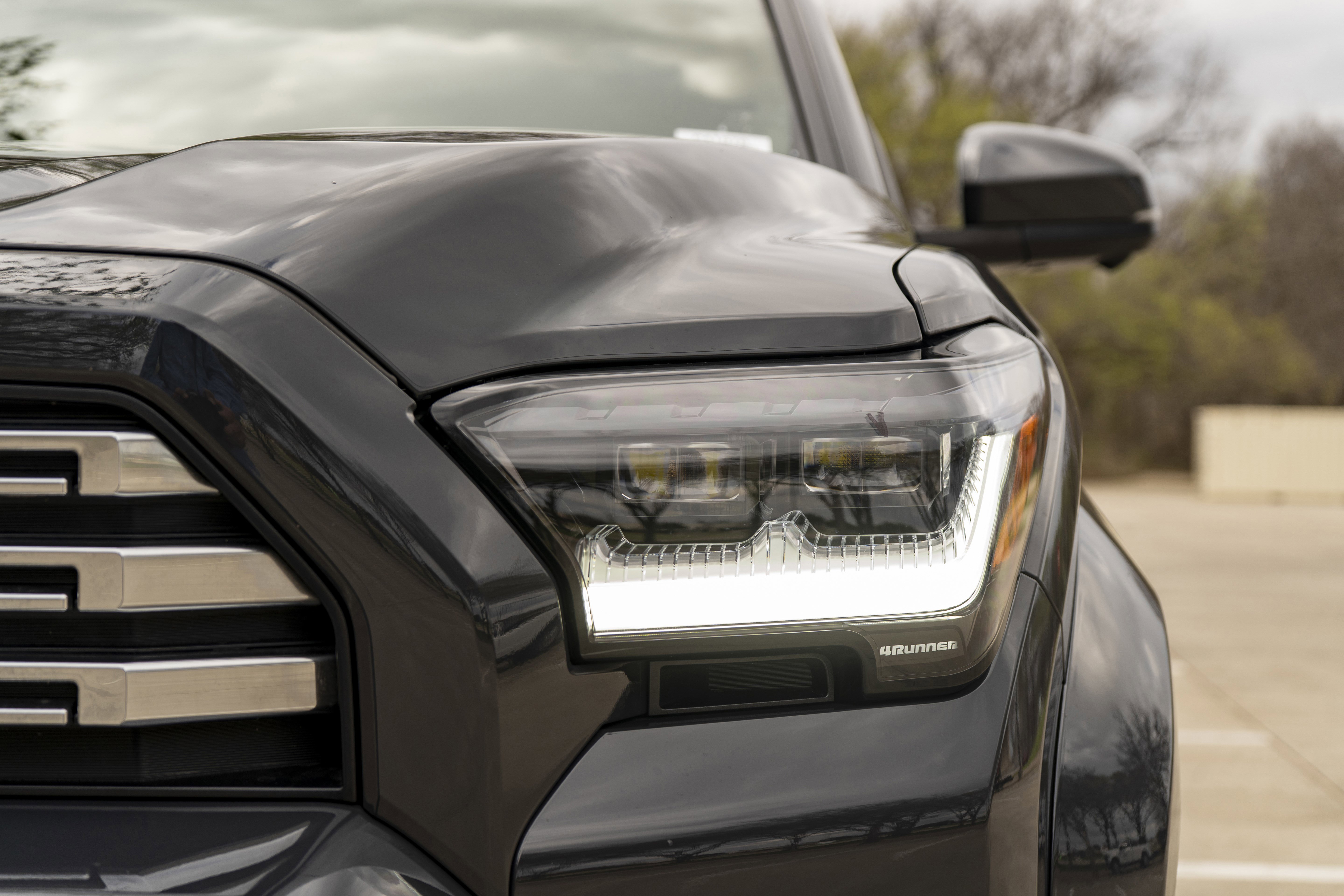 Used 2025 Toyota 4Runner Limited image 11