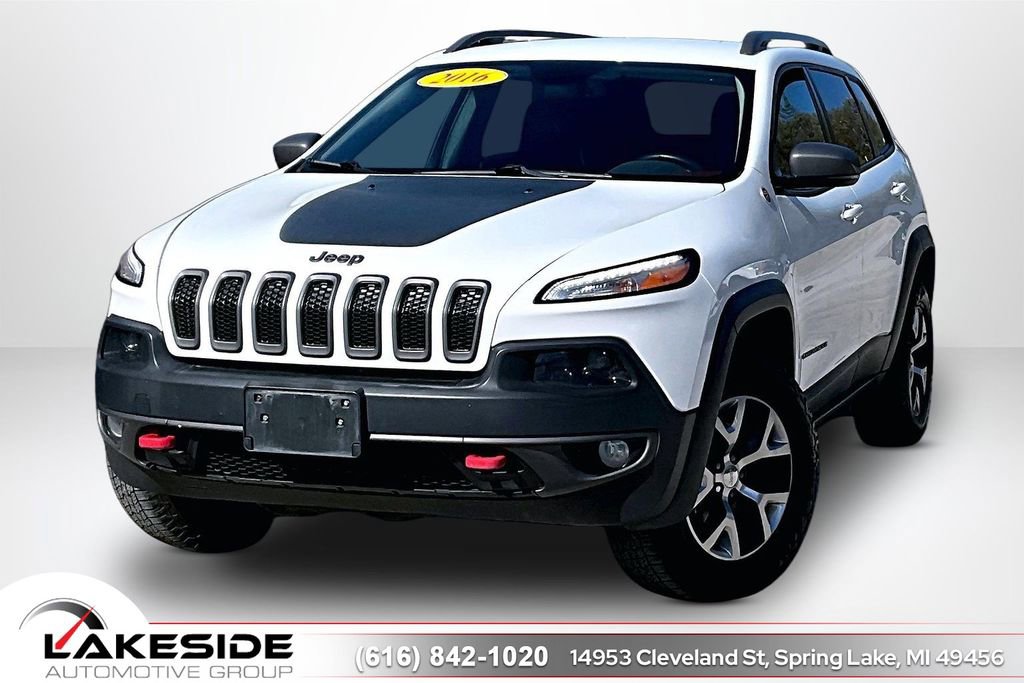Used 2016 Jeep Cherokee Trailhawk w/ Leather Interior Group AWD/4WD image 1