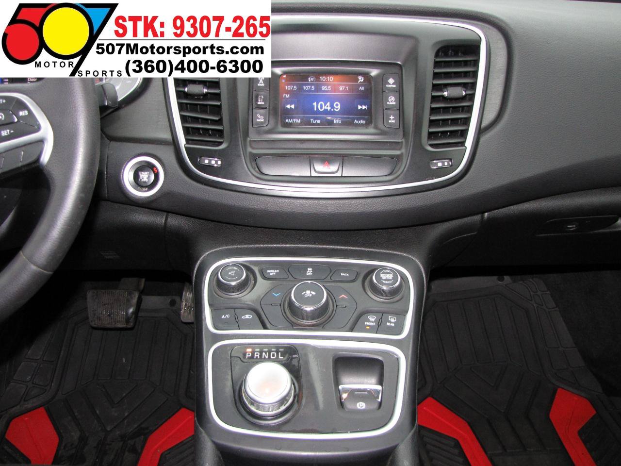 Used 2016 Chrysler 200 Limited FWD image 18