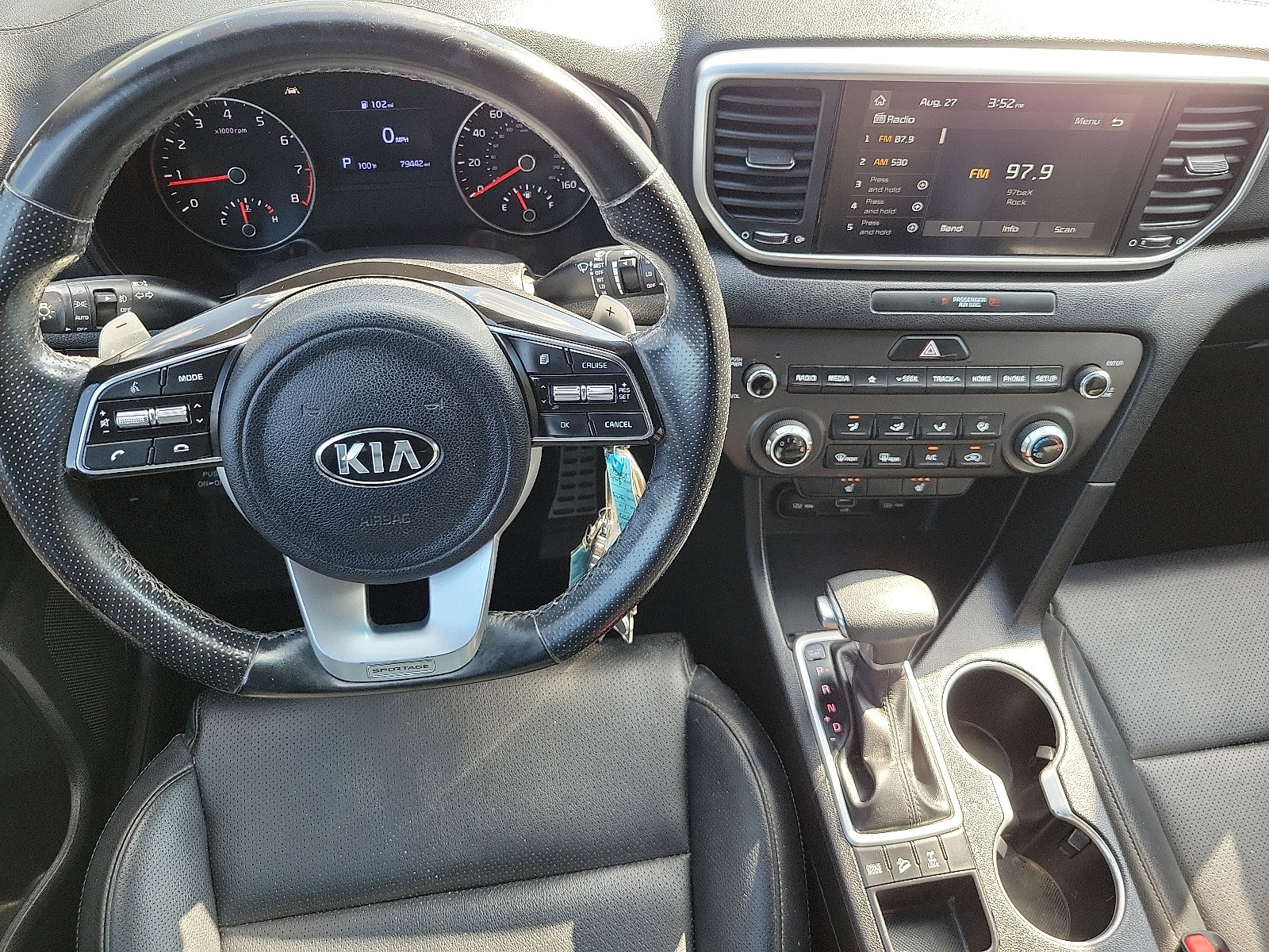 Used 2022 Kia Sportage Nightfall Edition image 11