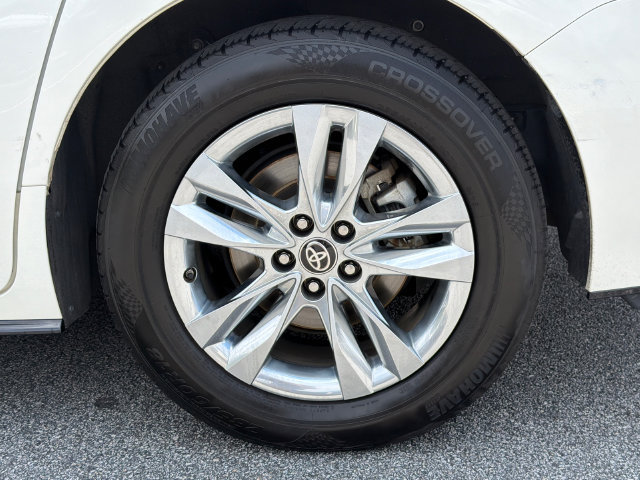 Used 2021 Toyota Sienna Limited FWD image 20