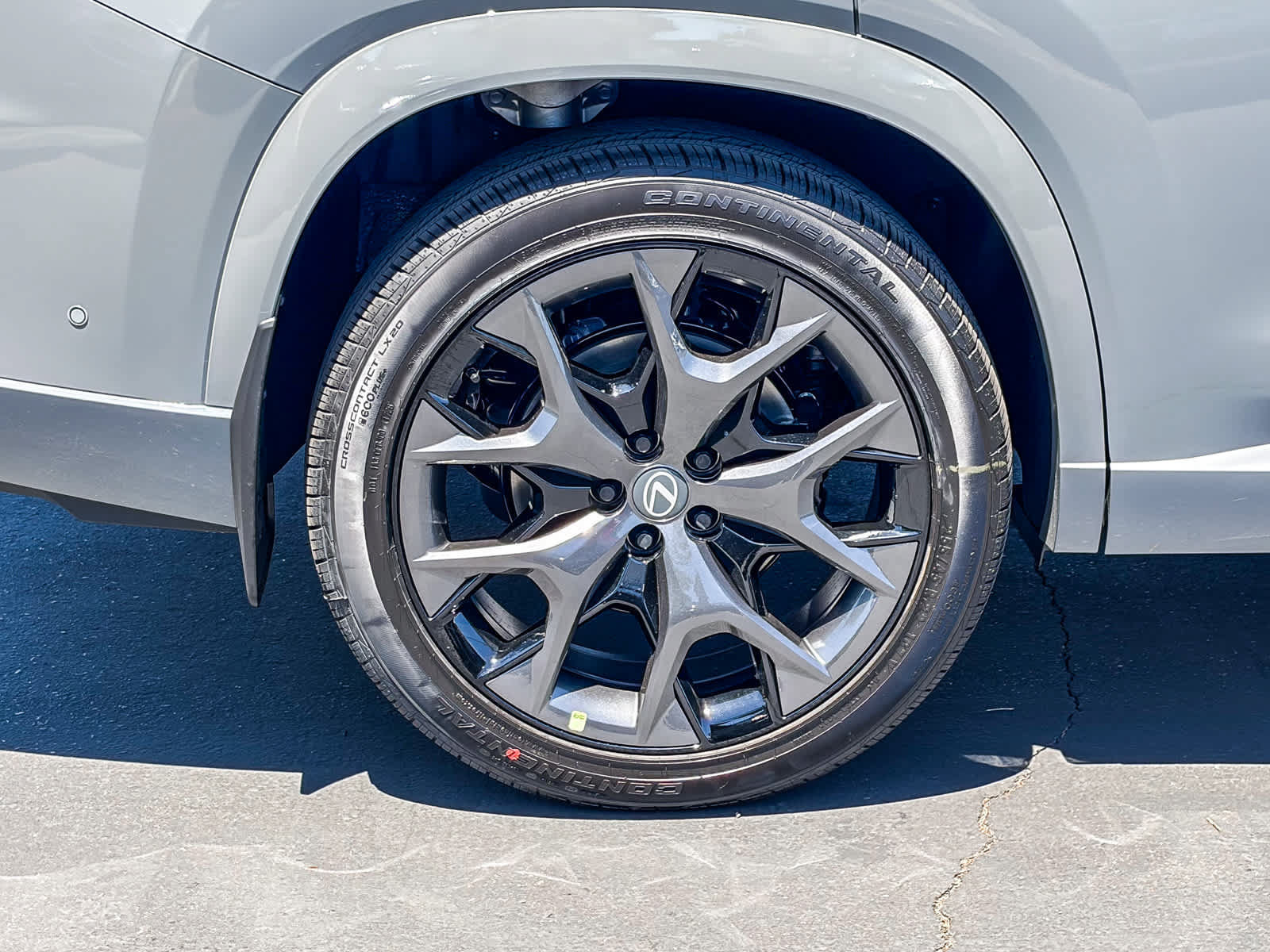 New 2026 Lexus TX 500h AWD image 10
