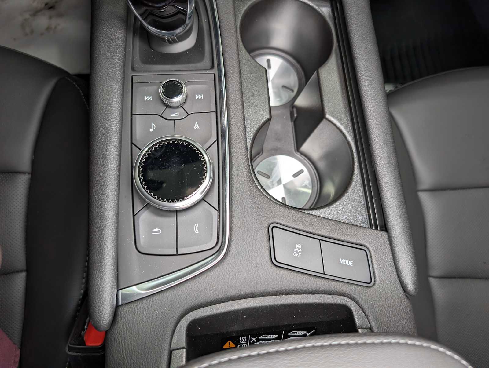 New 2025 Cadillac XT5 Premium Luxury w/ Technology Package AWD/4WD image 24