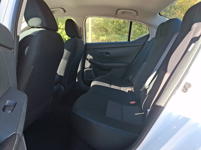 Used 2025 Nissan Sentra SV FWD image 11