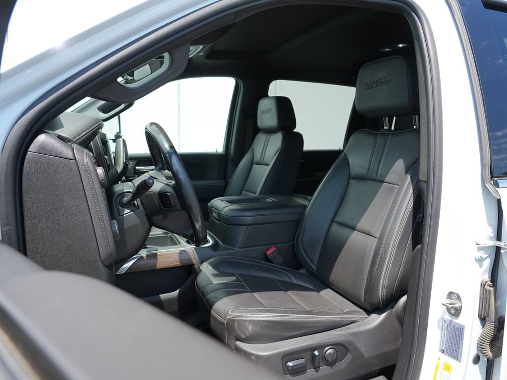 Certified 2022 Chevrolet Silverado 3500 High Country w/ Z71 Off-Road Package AWD/4WD image 12