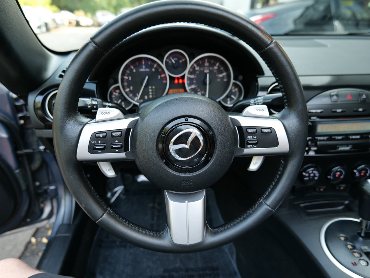 Used 2008 MAZDA MX-5 Miata Grand Touring w/ Premium Pkg image 18