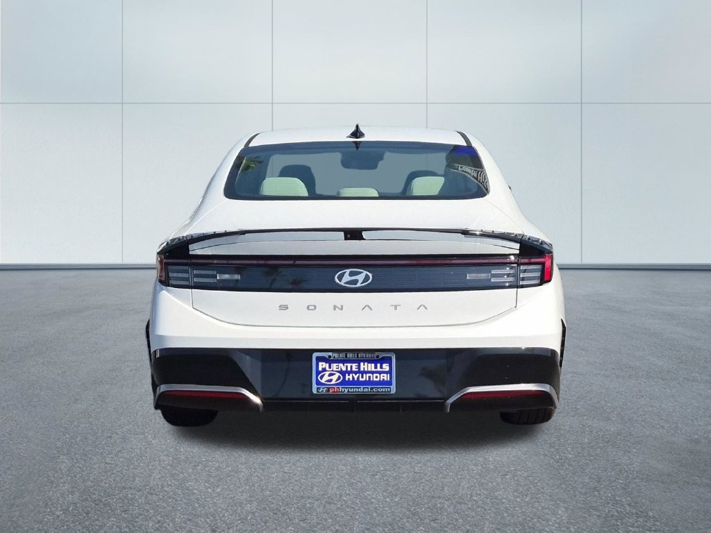 New 2026 Hyundai Sonata SEL FWD image 5