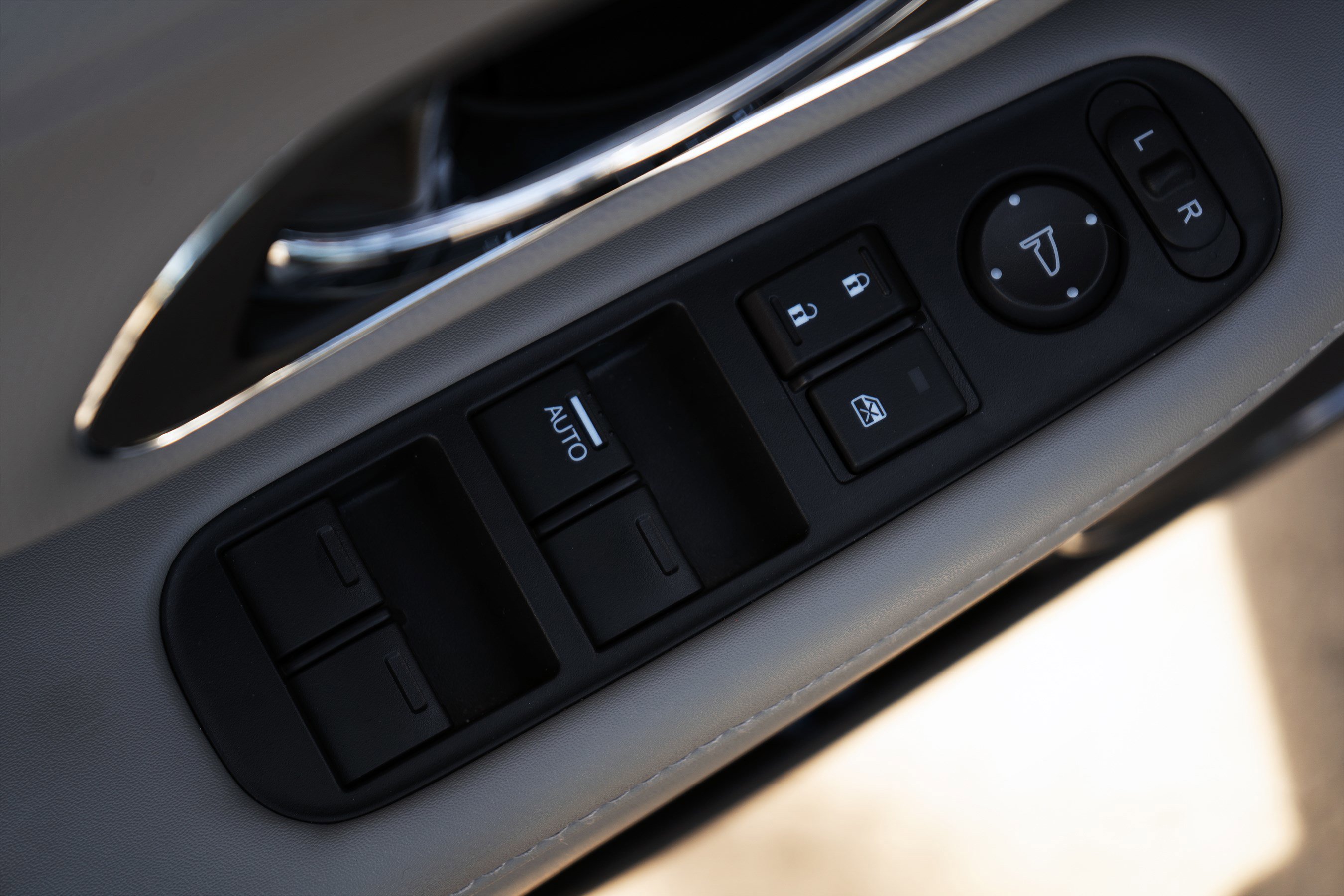 Certified 2021 Honda HR-V EX-L image 38