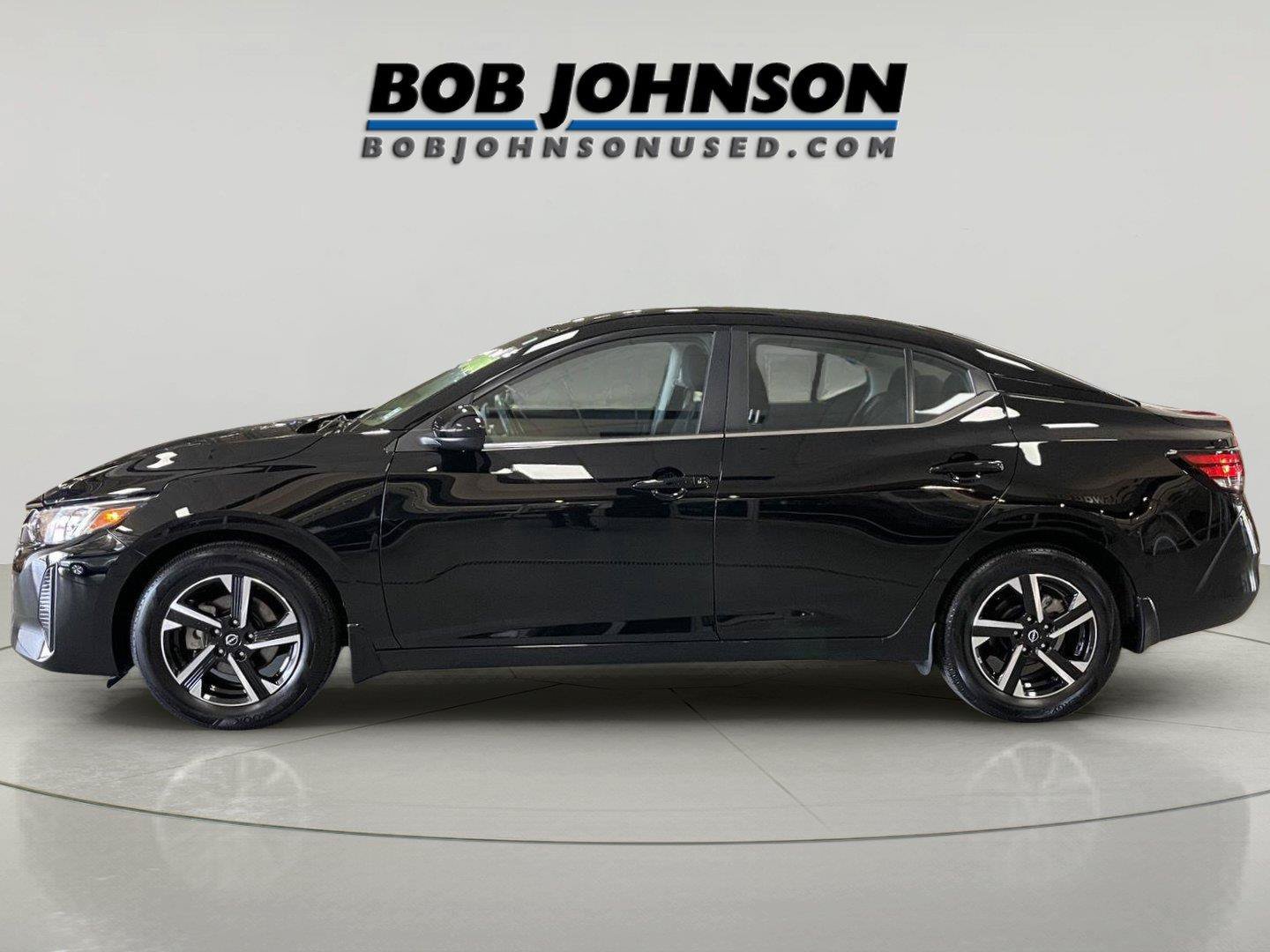 Used 2025 Nissan Sentra SV w/ All-Weather Package FWD image 4
