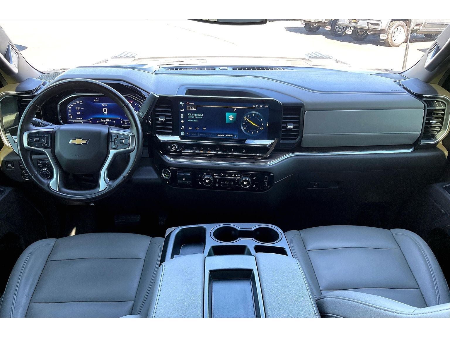 Used 2025 Chevrolet Silverado 3500 LT w/ Safety Package AWD/4WD image 17
