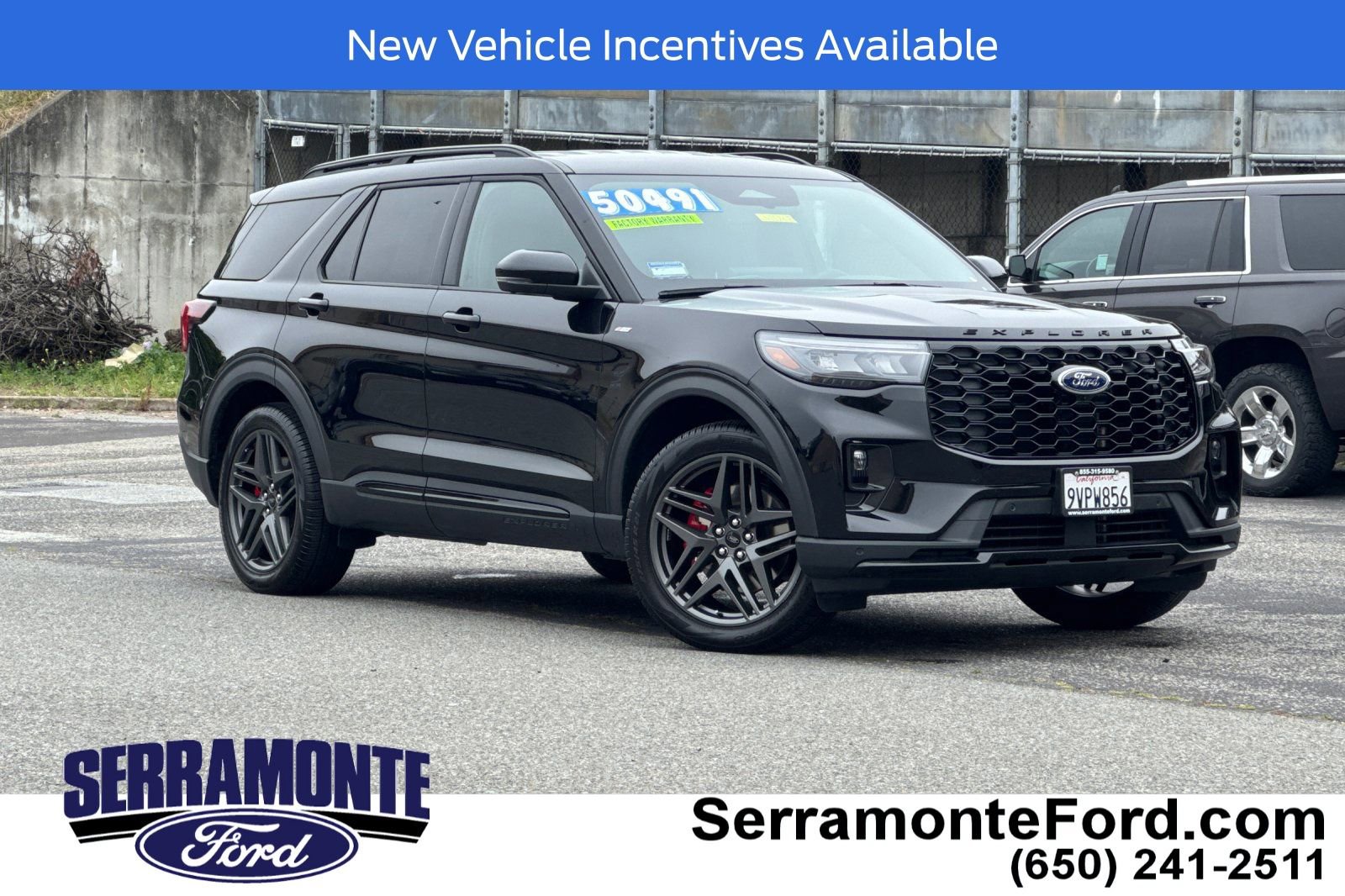 Used 2026 Ford Explorer ST-Line w/ ST-Line Street Pack AWD/4WD image 1