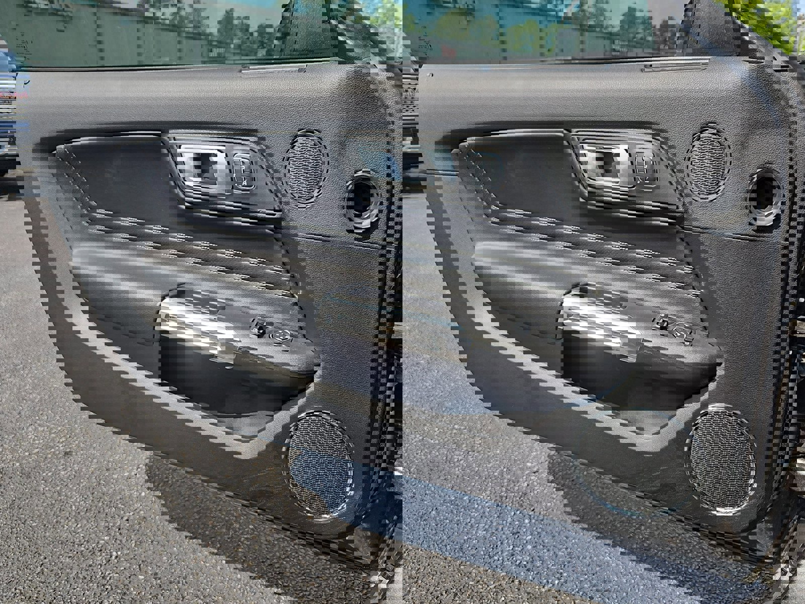 Used 2020 Ford Mustang Premium w/ Equipment Group 201A RWD image 29