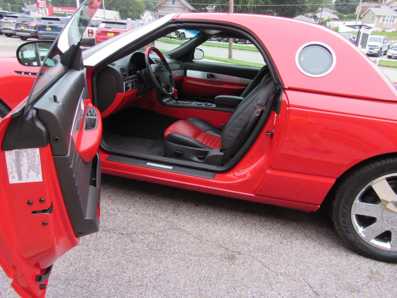 Used 2002 Ford Thunderbird RWD image 23